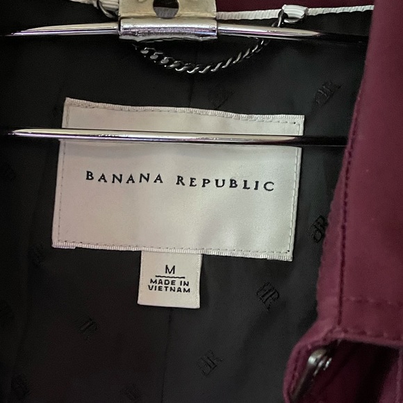 Banana republic trench coat. - Picture 2 of 3